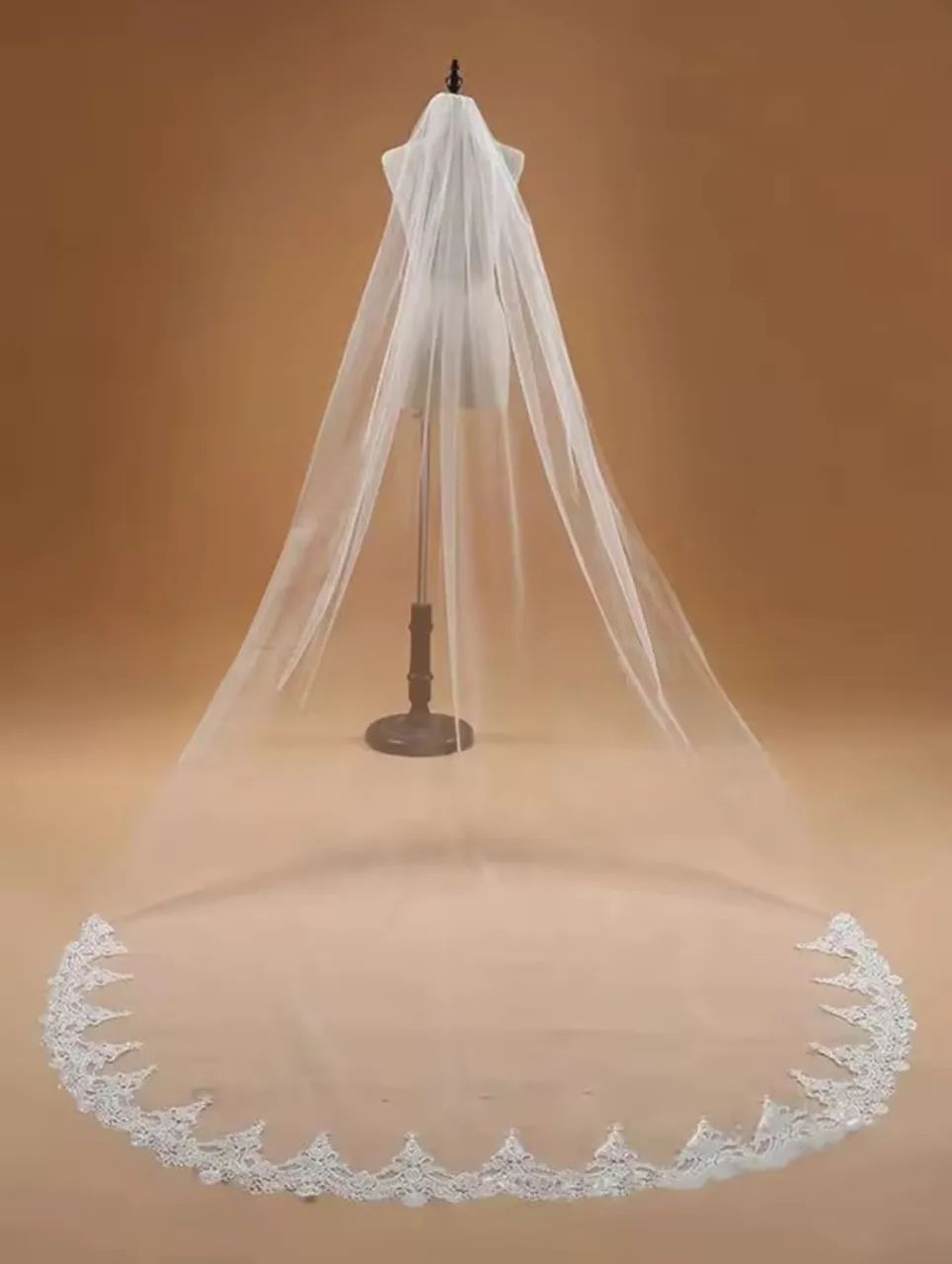 Véu Catedral Casamento Noiva com Bordado 3 metros  - Foto 4