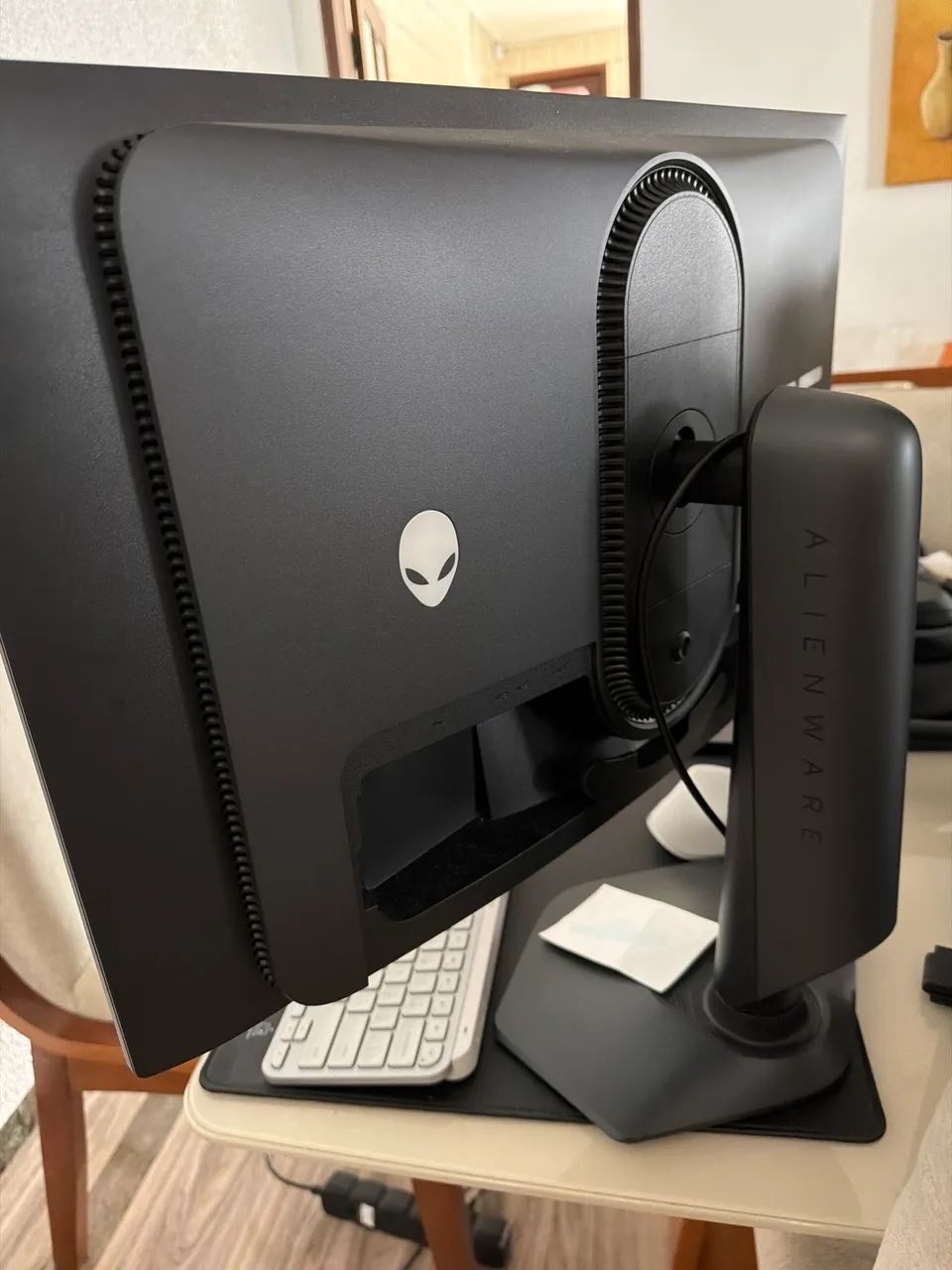 Monitor gamer Alienware OLED 27 polegadas 360hz - Foto 2