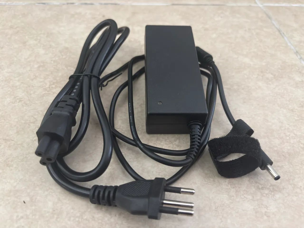 Fonte notebook  65w 19.5v 3.34A - Foto 3