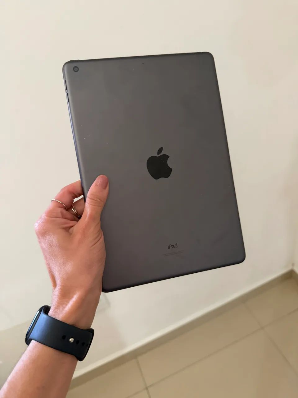 iPad 9ª geração - Na garantia Apple até junho 2027  - Foto 2