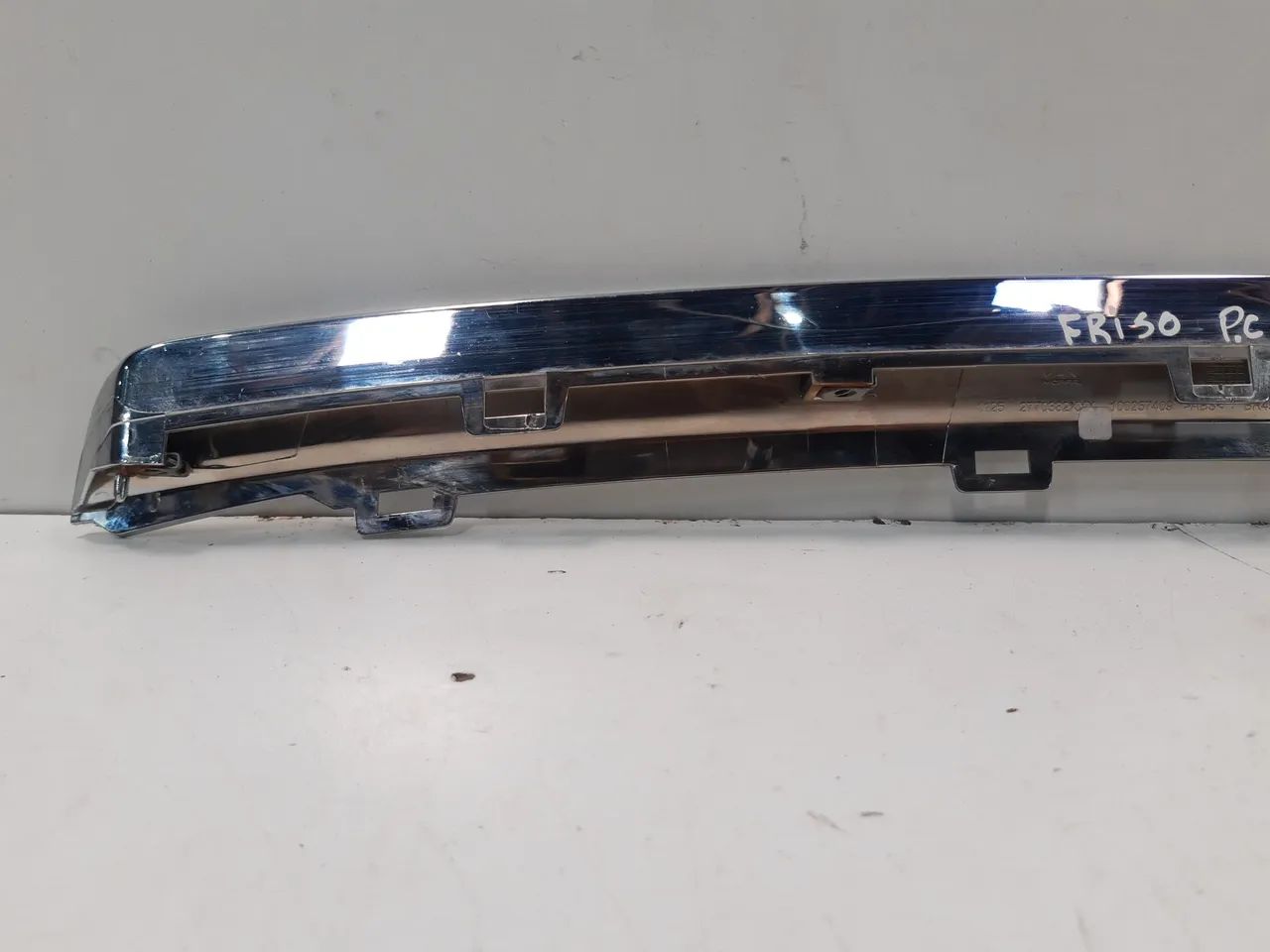 Friso Grade Parachoque Fiat Toro Freedom 2022 2023 2024 - Foto 6