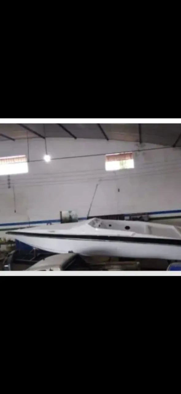Vendo casco de lancha 22 pés