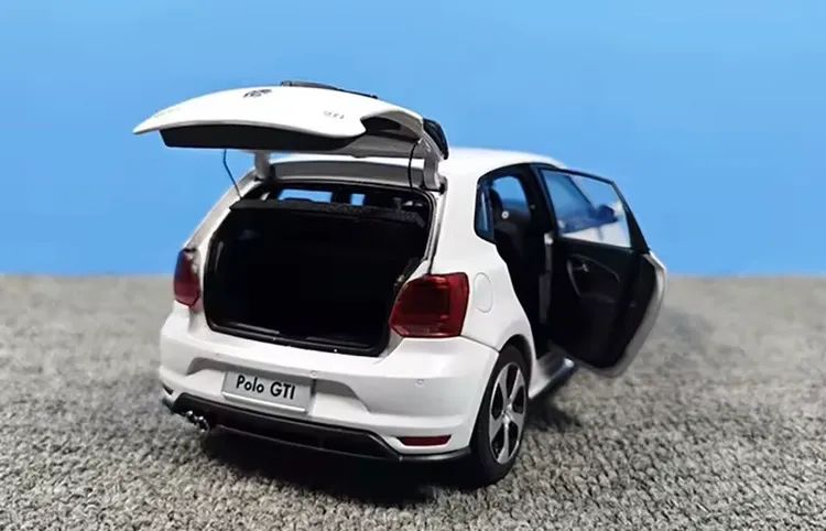 Miniatura Polo GTI Escala 1/18 - Foto 2