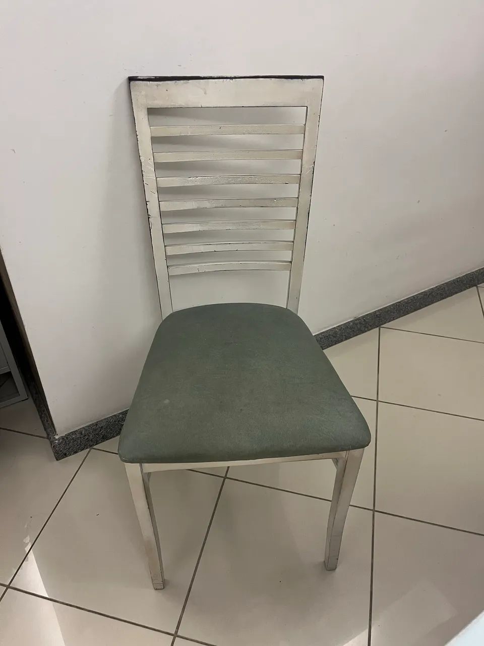 Conjunto mesa de jantar com 6 cadeiras  - Foto 4
