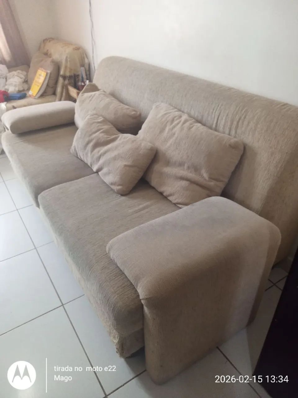 Sofá que cabe 3 pessoas