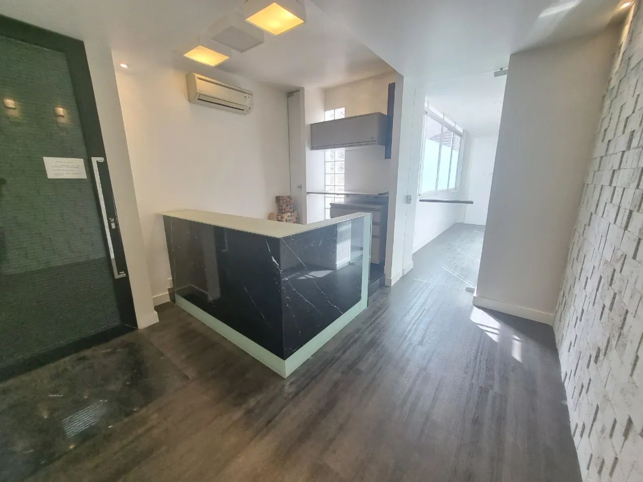 Conjunto comercial para venda em Cerqueira César, 108m²