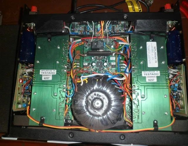 Amplificador de potência StudioR X5 - Foto 2