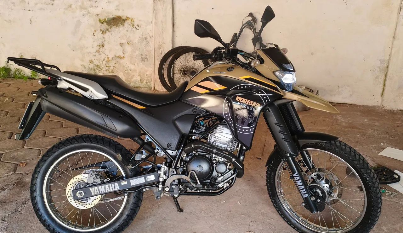Lander XTZ 250
