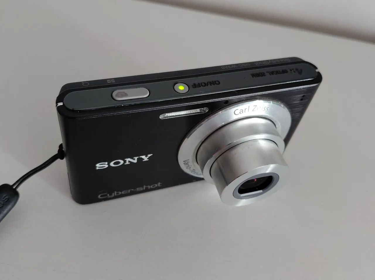 Camera digital Sony Cyber-shot DSC W320 - 14.1MP (INCLUI CARTAO SD