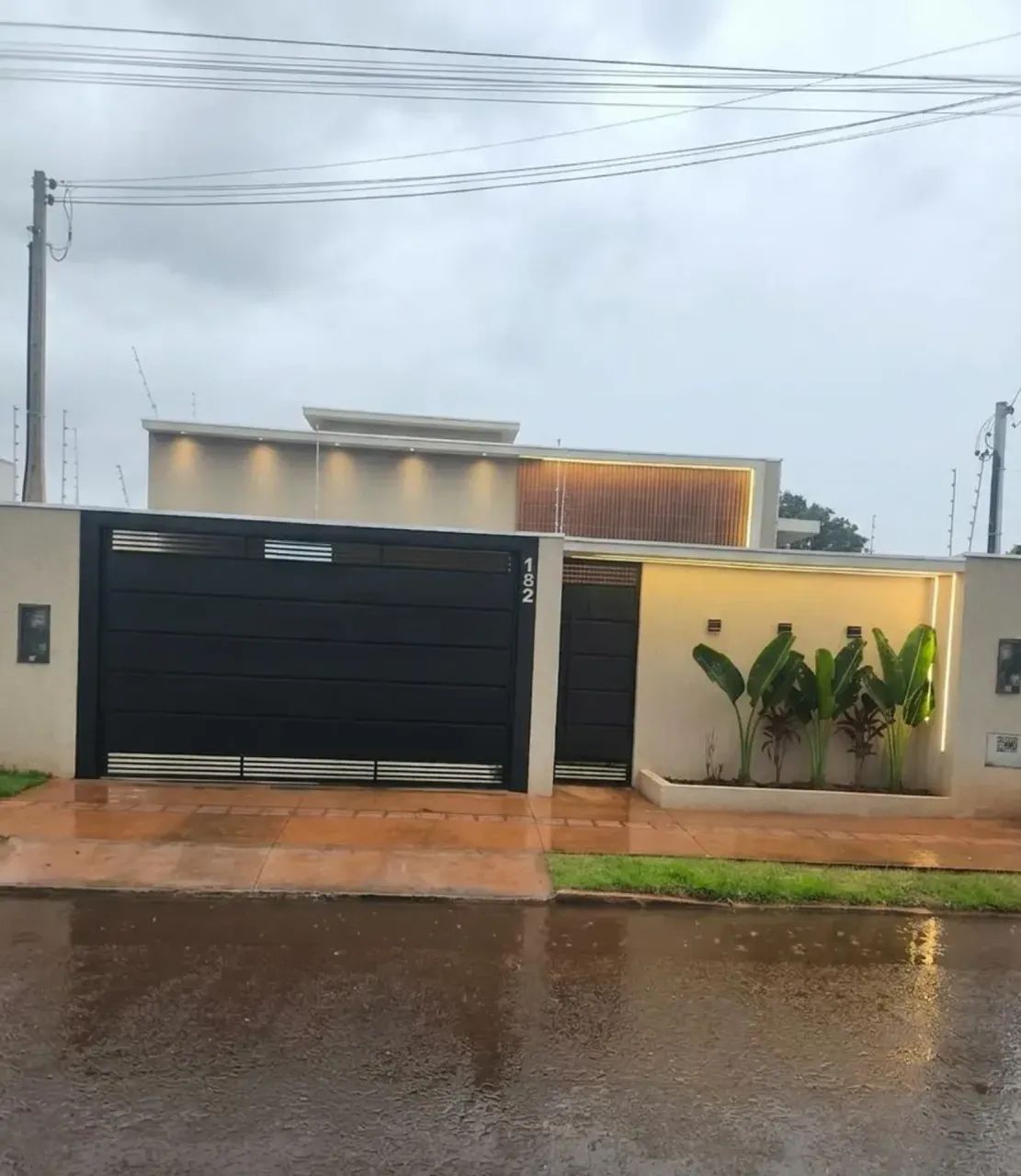 Belíssima Casa próxima a UCDB