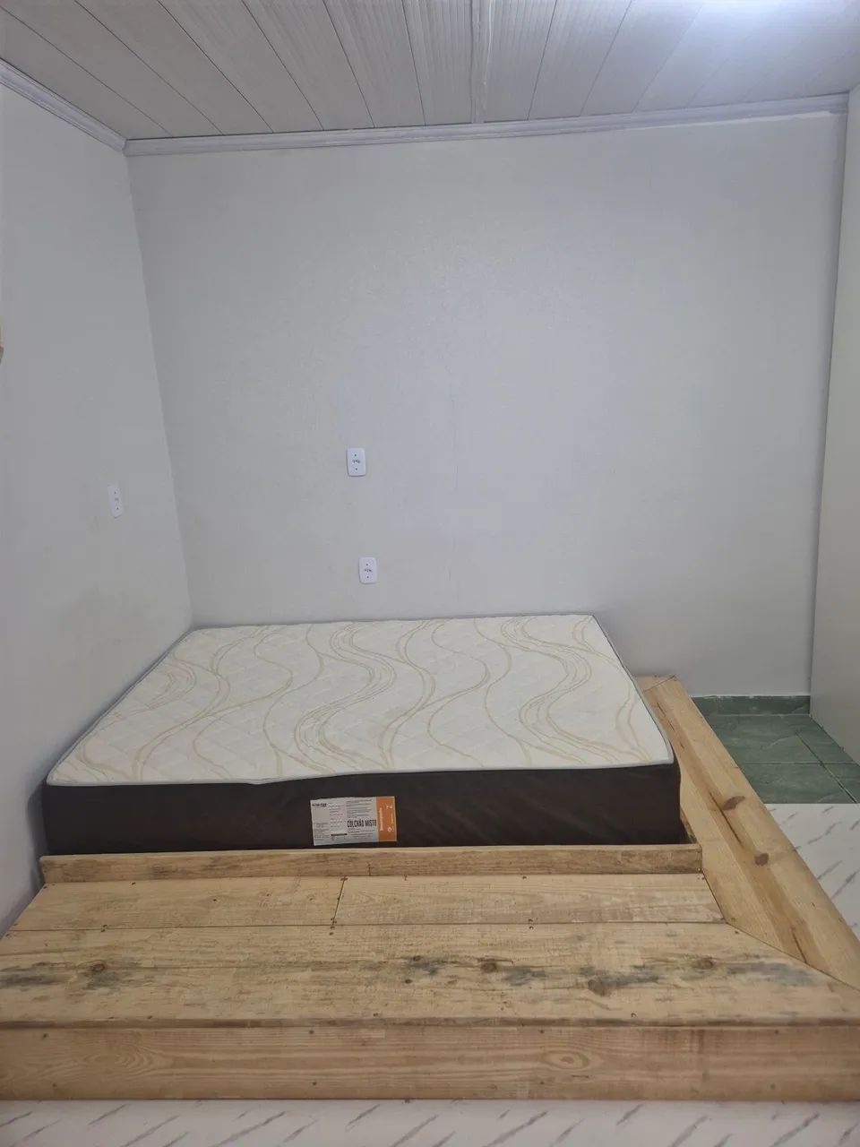Cama em l com colchão  Queen de 31 centímetros  - Foto 2