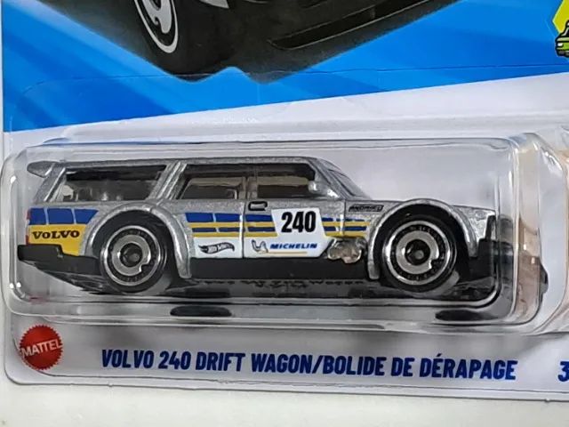Hot Wheels Volvo 240 Drift Wagon Prata - Foto 2