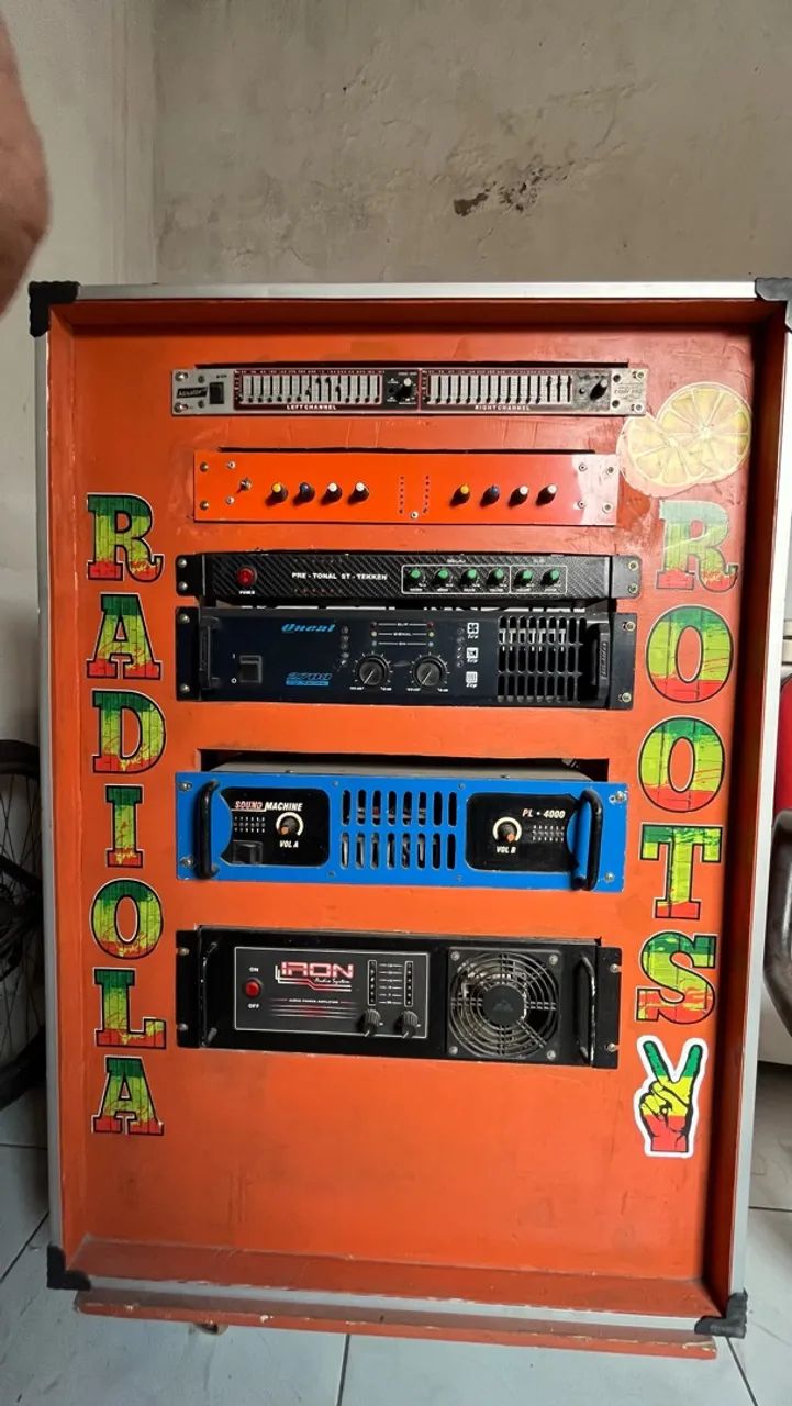 VENDO RADIOLA COMPLETA - Foto 4