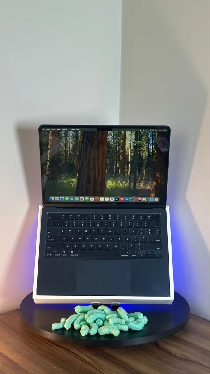 MacBook Air M4 16GB RAM 256GB SSD 13 Polegadas Midnight MacBook Air M4 16GB RAM 256GB SSD 13 Polegadas Midnight