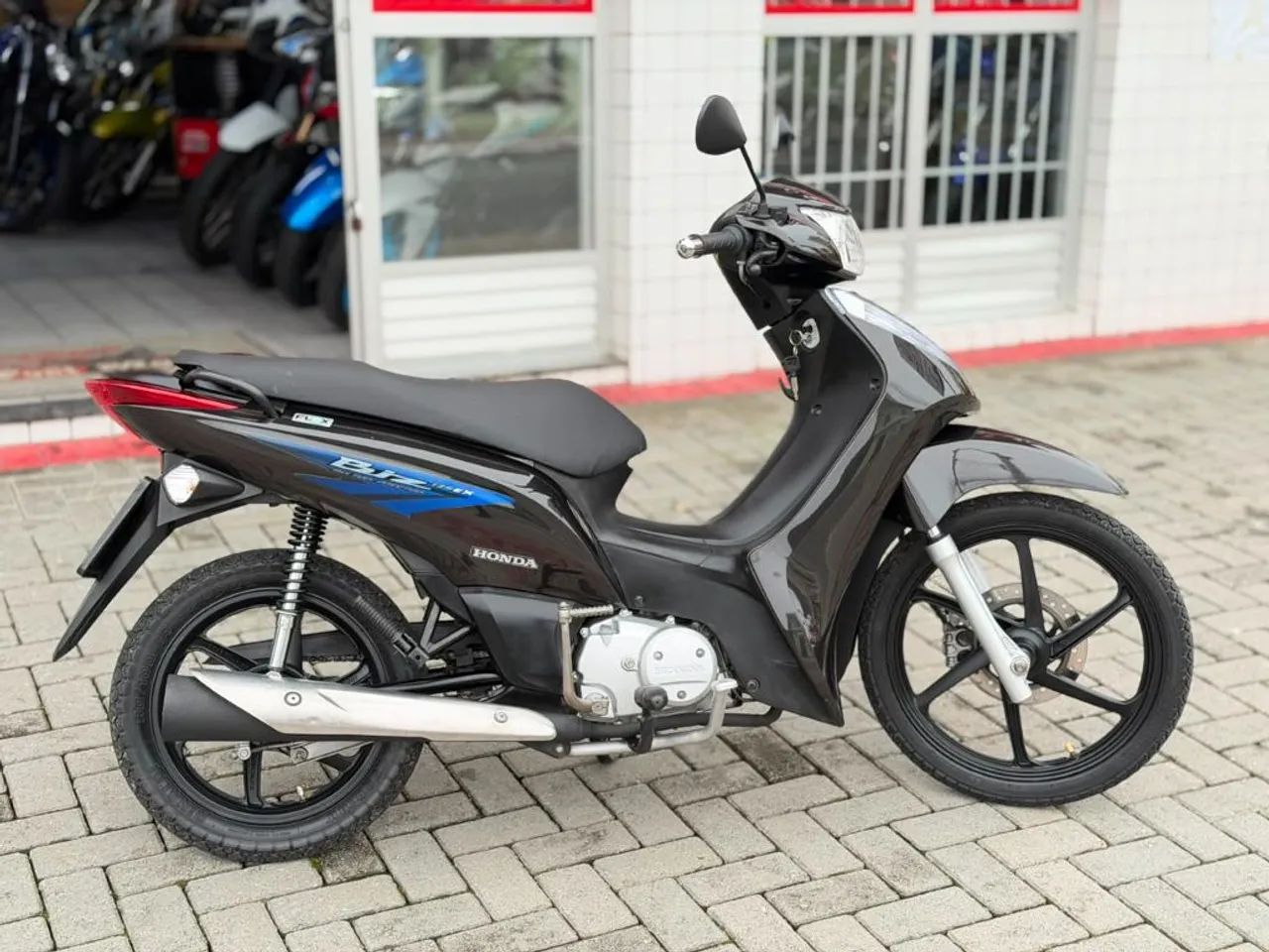  Honda Biz 125 Ex 2012 - Foto 5