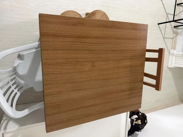 Mesa de jantar 80x90 com cadeiras e 1 banqueta - Foto 3