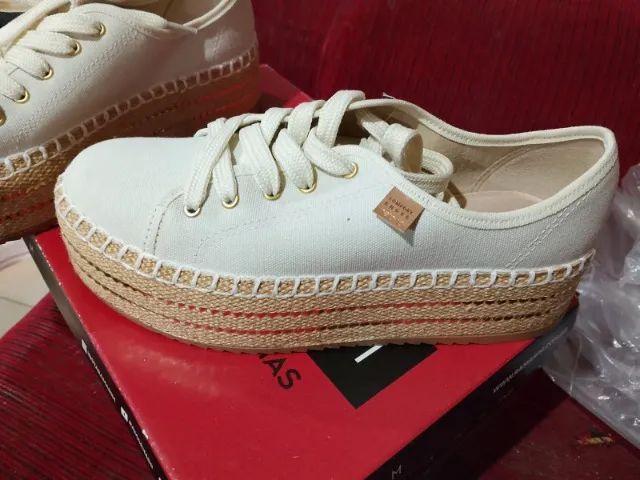 Tenis beira Rio liso casual branco