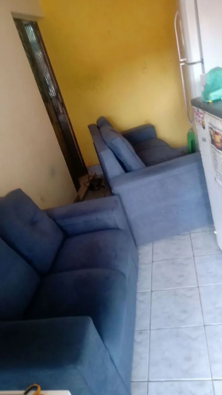Cuida jogo de sofá semi novo 700 cama box de casal normal 300 - Foto 4