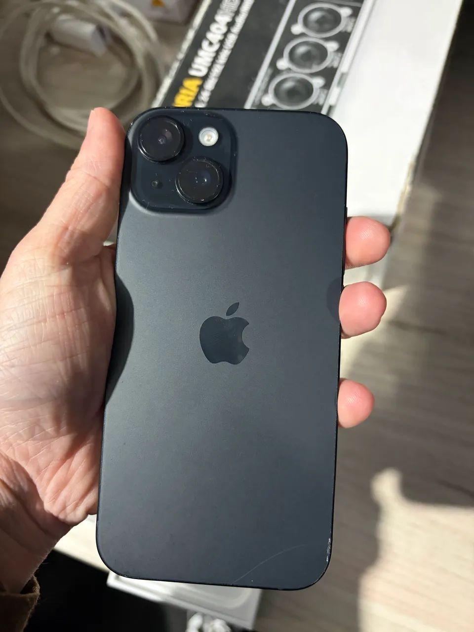 iPhone 15 256gb preto única dona - Celulares e Smartphones