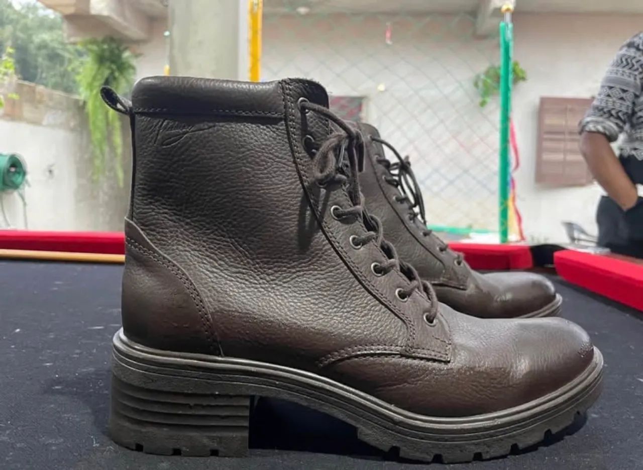 Bota de couro feminina  - Foto 2