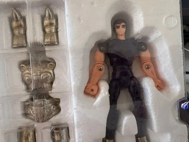 Lote Cavaleiros do Zodiaco Action figure - Foto 3