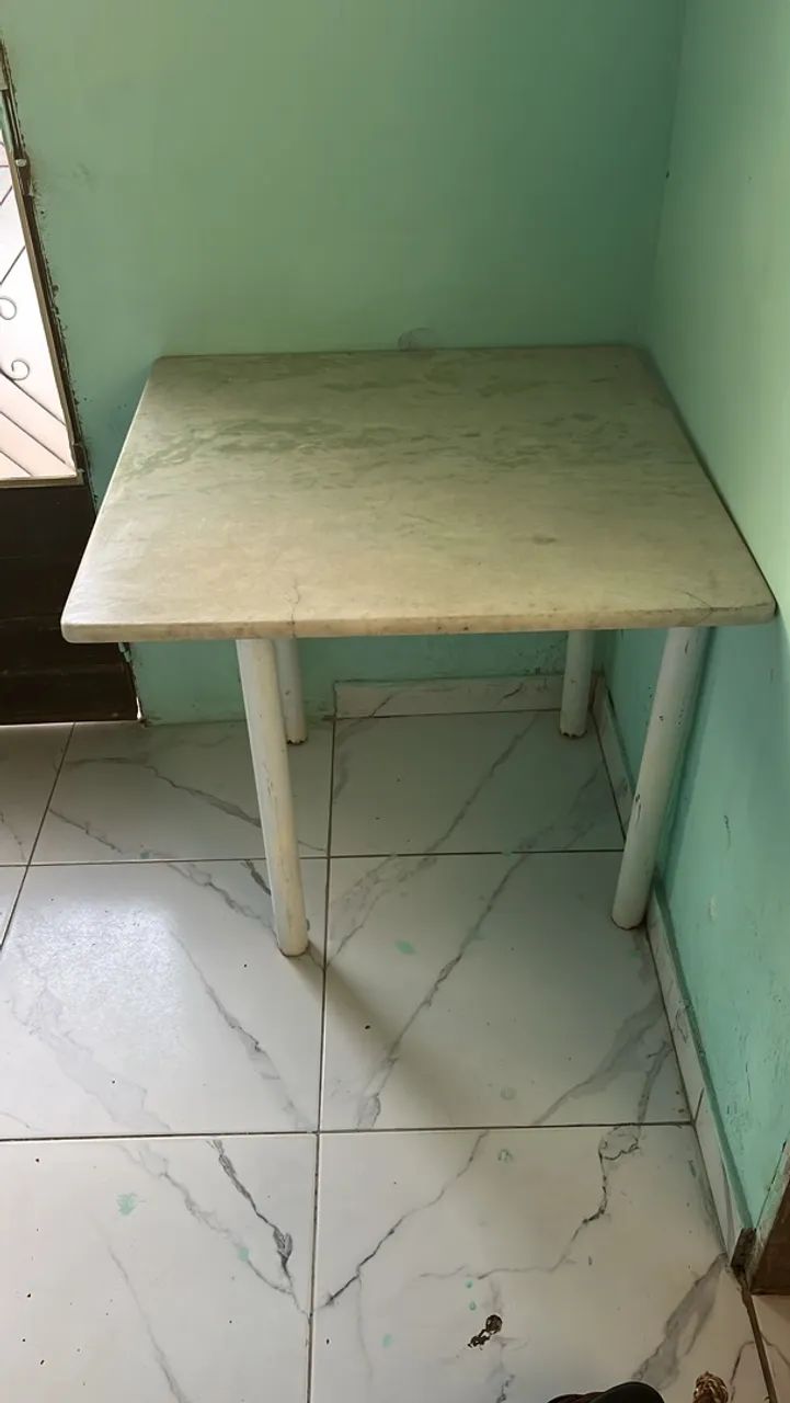Mesa de mármore 
