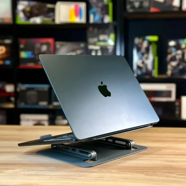 Macbook air m2 Tela de 13,6 16gb 256ssd 100 ciclos (Loja Física