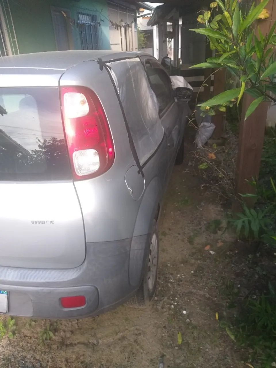 Fiat Uno Vivace 1.0 EVO Fire Flex 8V 3P 2012 - Foto 3