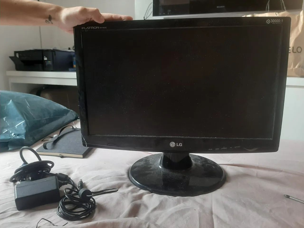 monitor LG 19 