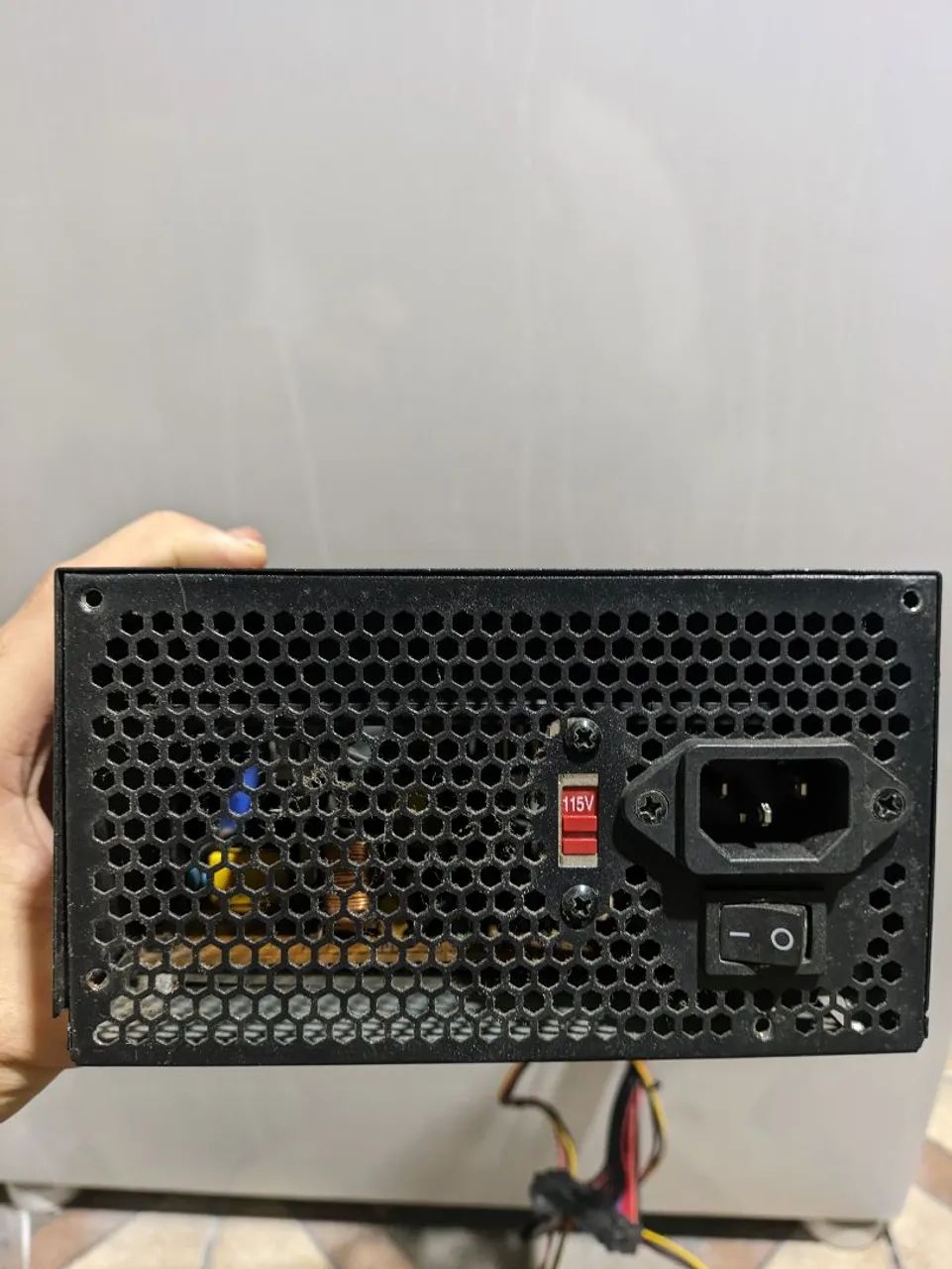 Fonte 500W Provavelmente Queimada (retirada de componentes) - Foto 3