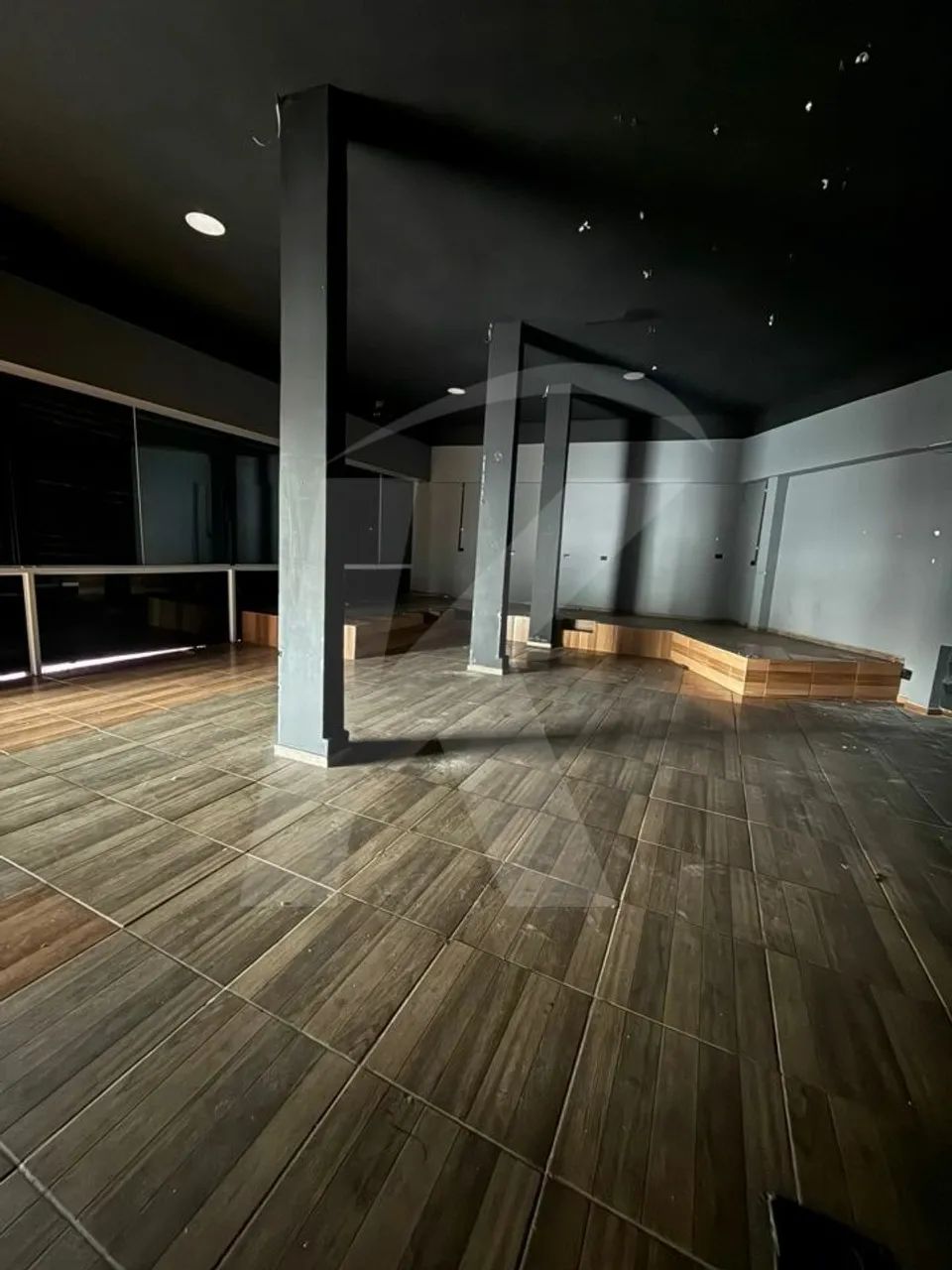 Salão no Mandaqui, 210 m² com 01 sala e 04 banheiros - Foto 2