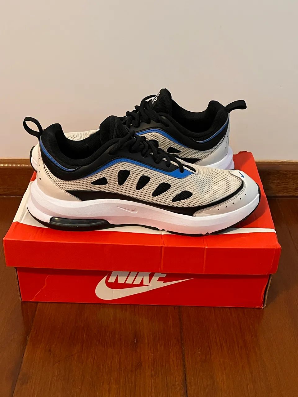 Tênis Nike Air Max AP - Branco e Azul - Foto 2