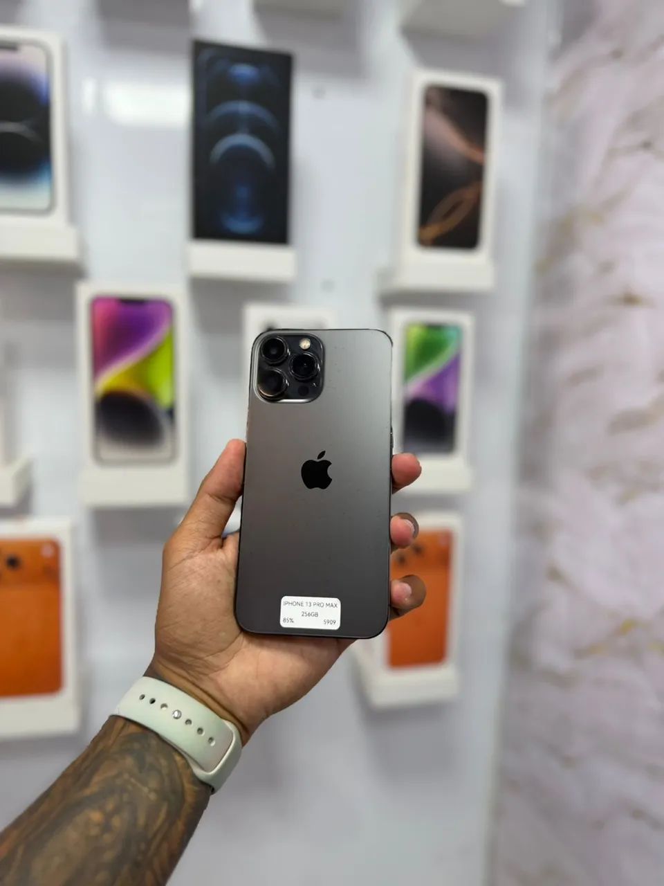 iPhone 13 Pro Max - 256GB ?3.299 - Celulares e Smartphones