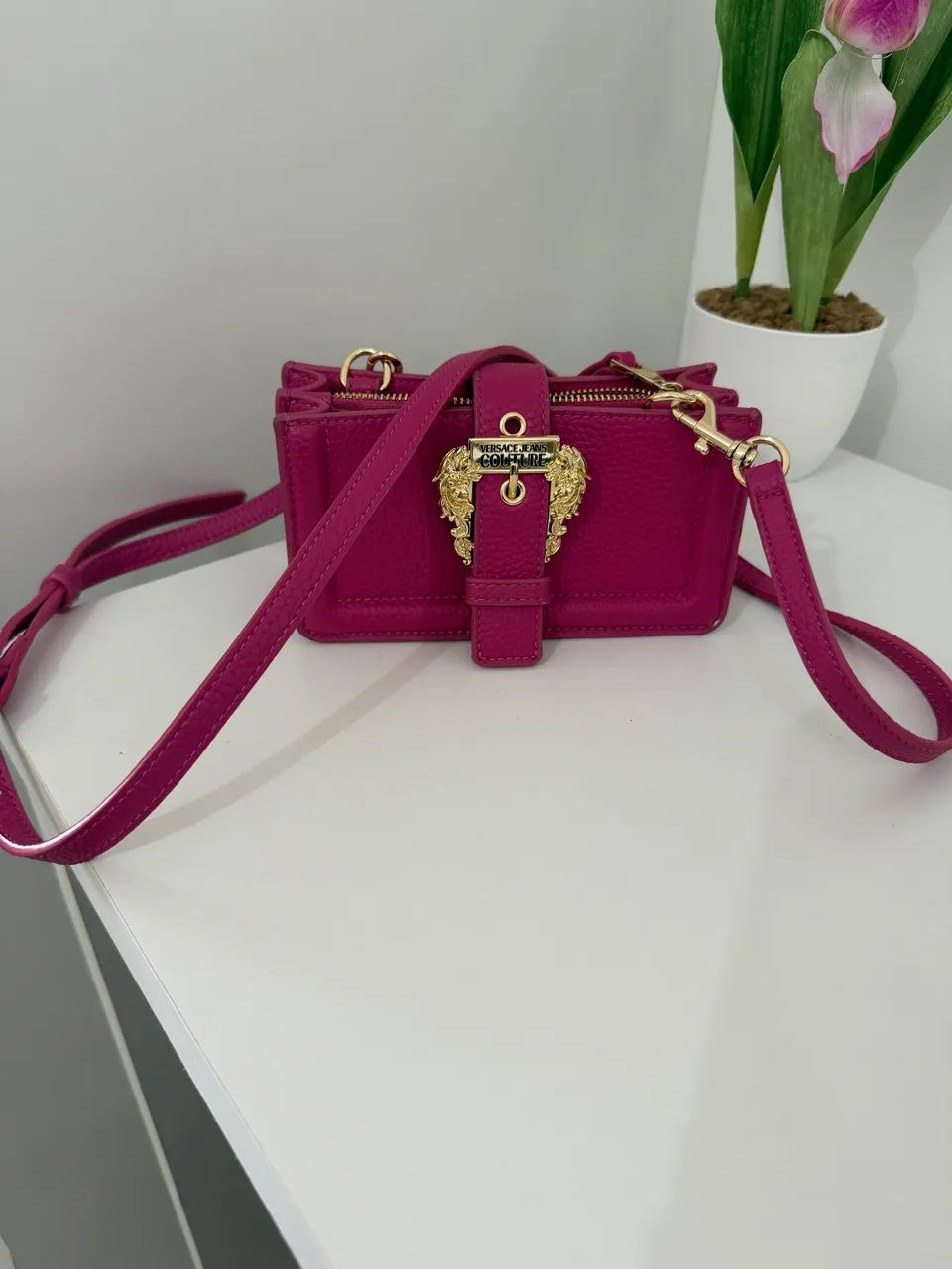 Bolsa em couro Versace jeans culture  - Foto 5