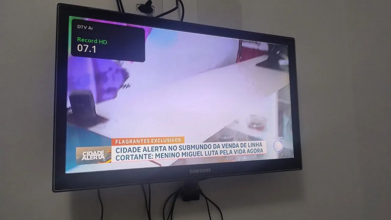 Televisão Samsung 24 polegadas - Foto 2