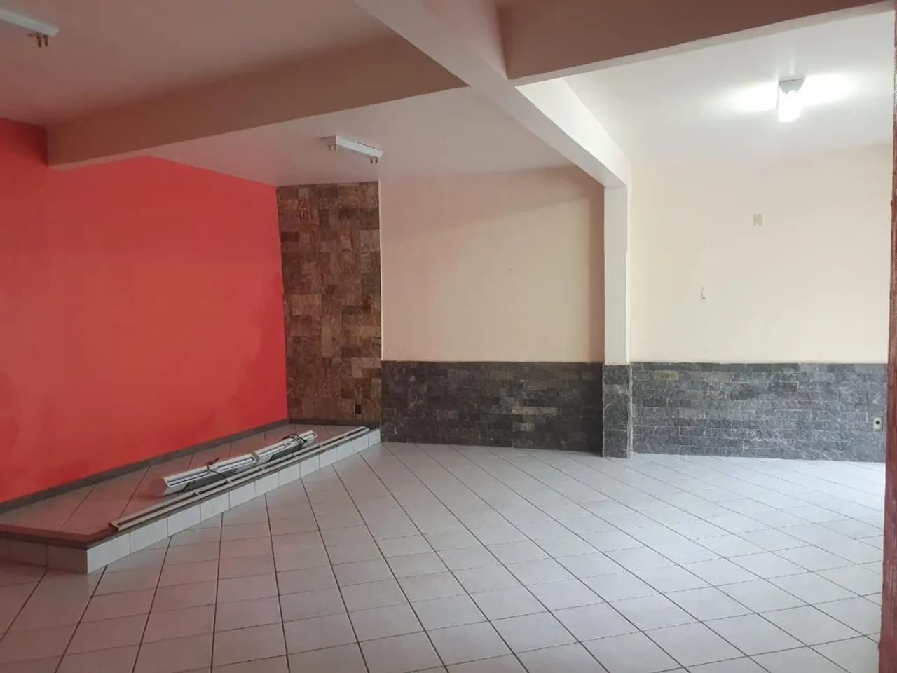 Imóvel Comercial para Venda em Além Paraíba, Vila Laroca, 1 dormitório, 2 banheiros - Foto 6