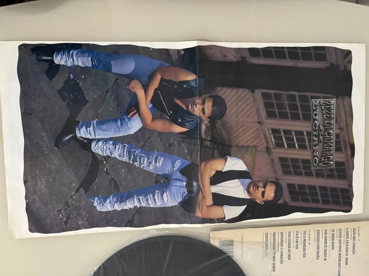 LP Disco de Vinil Zezé de Camargo e Luciano com Pôster - Foto 3