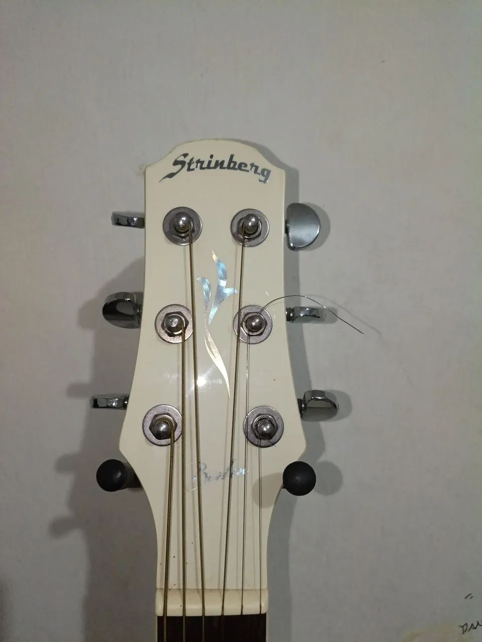 Strinberg modelo BE30c WH vendo e troco em caixa de som e microfone - Foto 4
