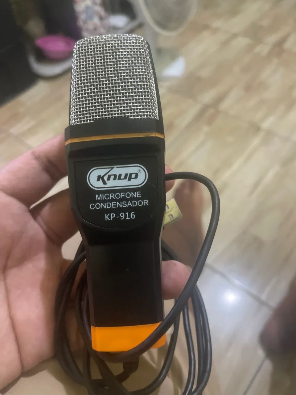 Microfone TEM CONVERSA431116827525140480