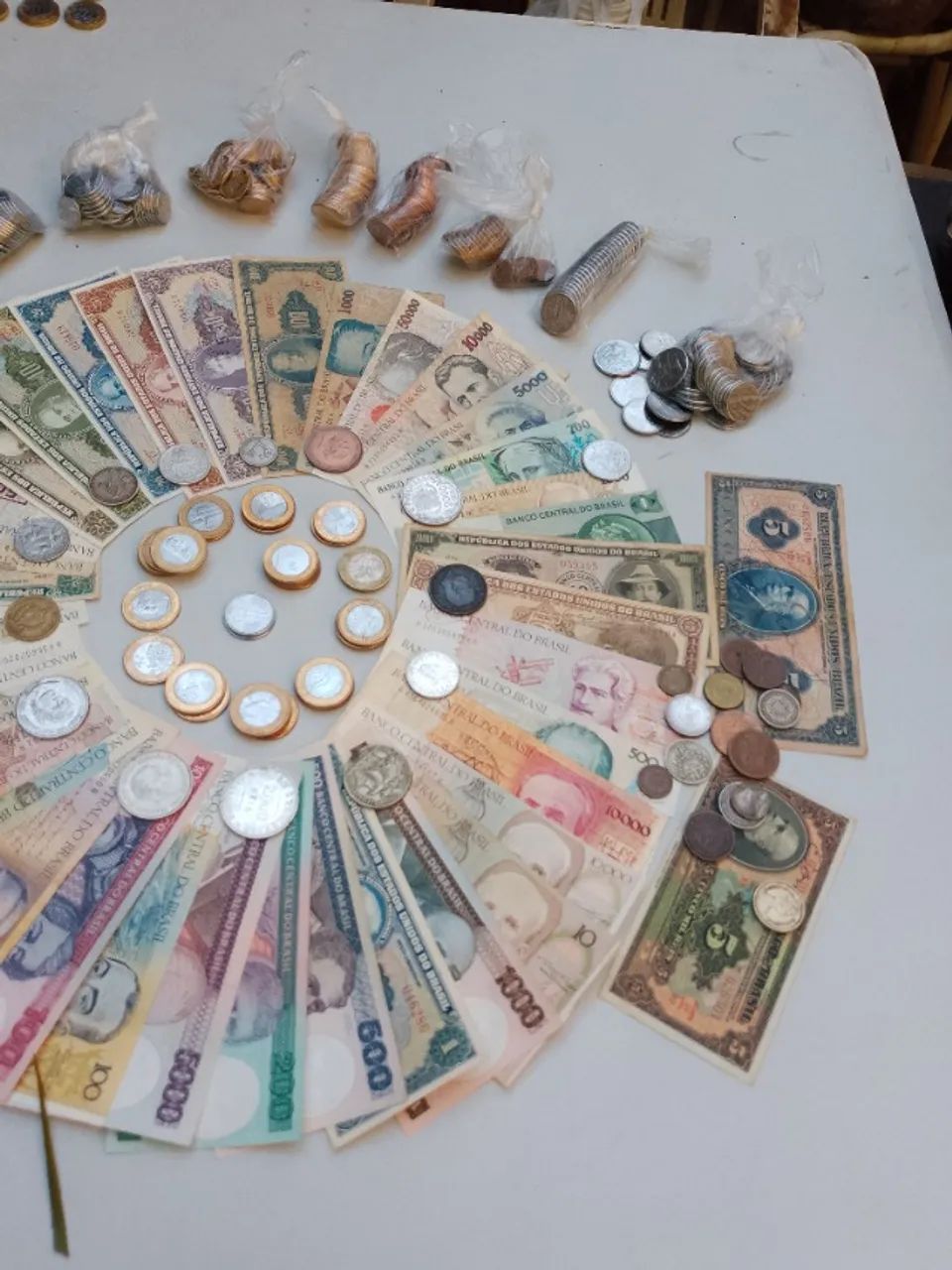 Moedas e cédulas antigas  - Foto 3