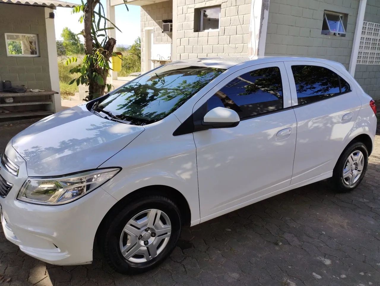 Chevrolet Onix 2016