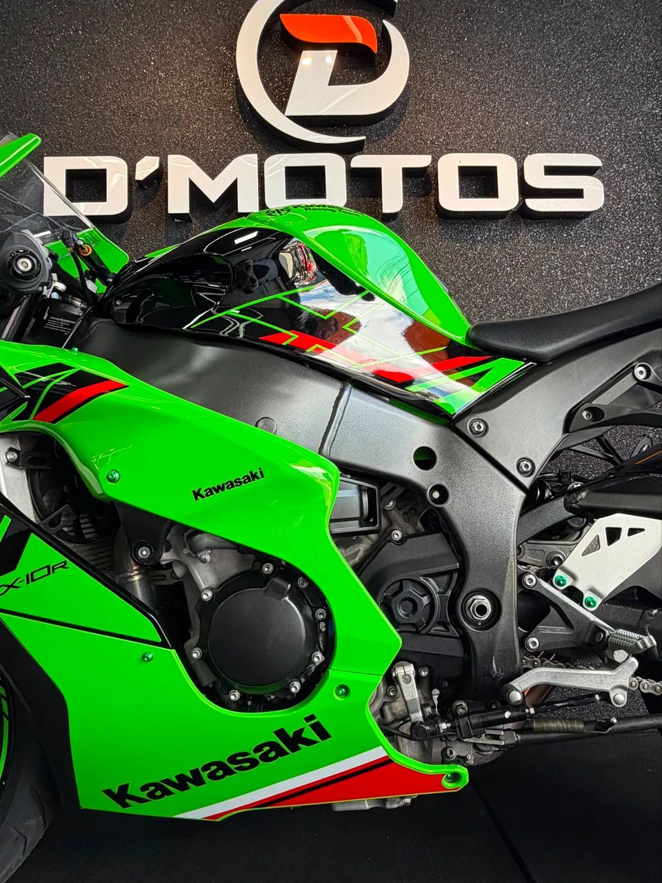 Kawasaki Zx-10/ Zx-10r 1000cc 2023 - 1522152265 | OLX
