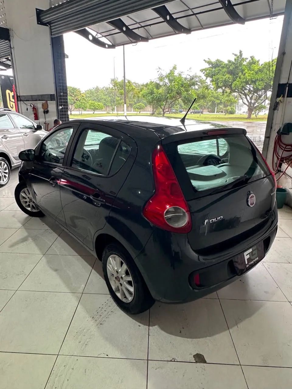 Fiat Palio Attractive 1.0 EVO Fire Flex 8V 5P 2016 - Foto 2