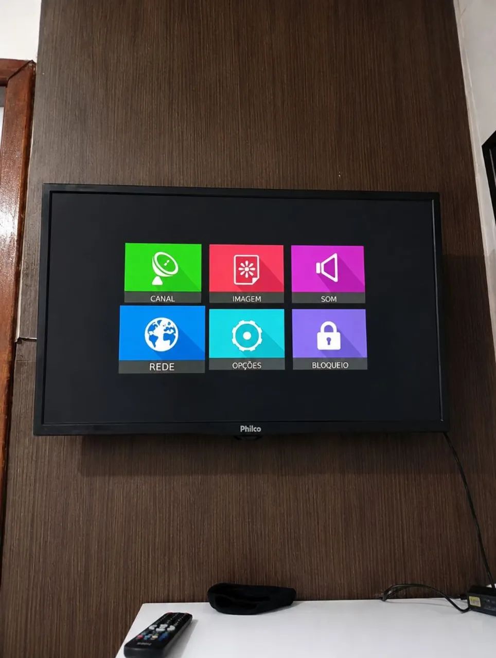 Televisão de 32 polegadas 