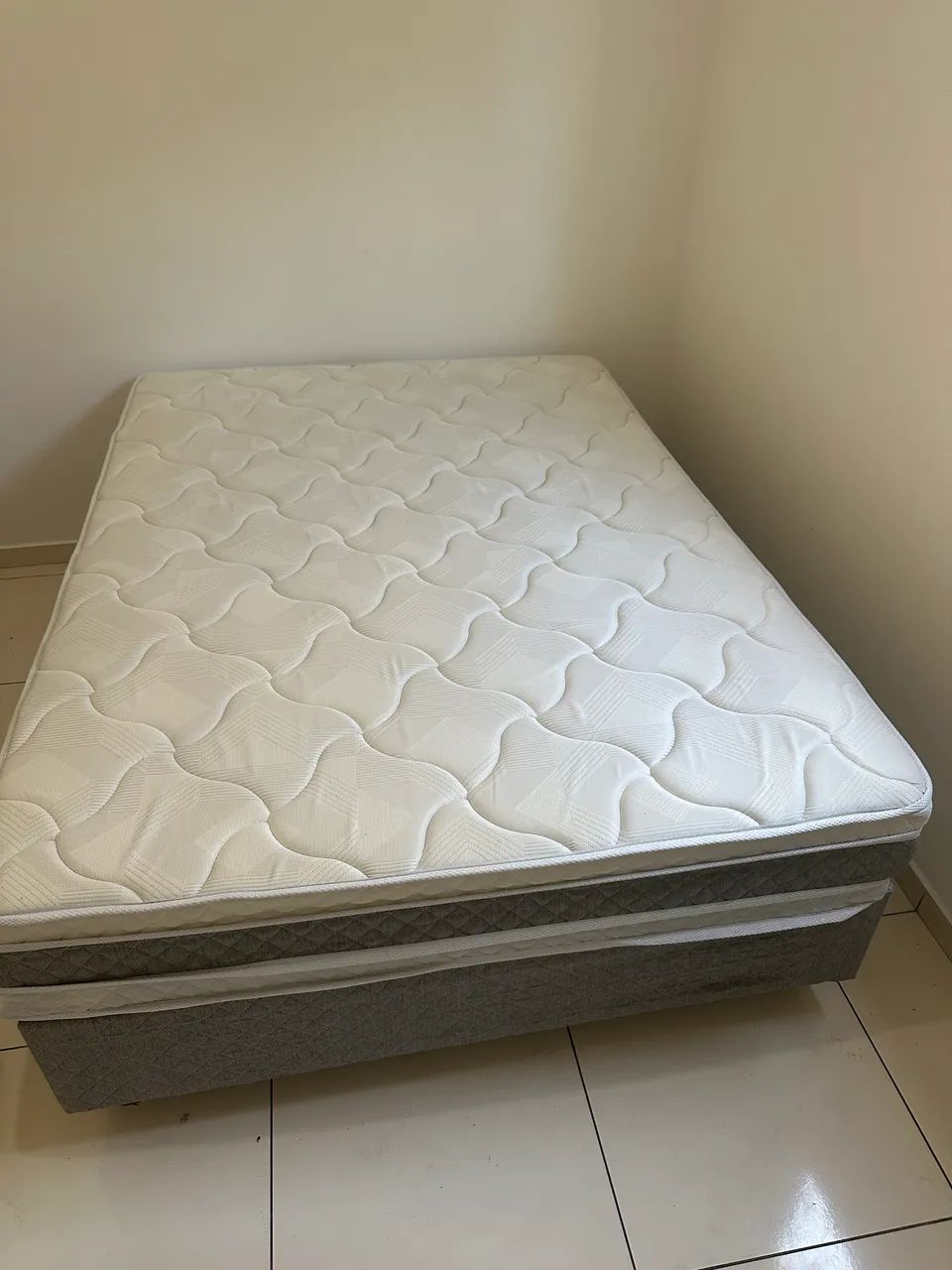 Cama de casal nova 1 mês de uso apenas  - Foto 2