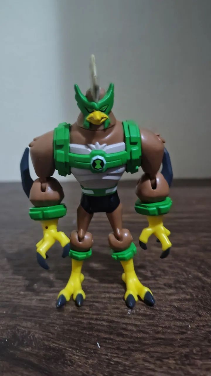 Cocoricóide Ben 10 Omniverse Bandai Usado 