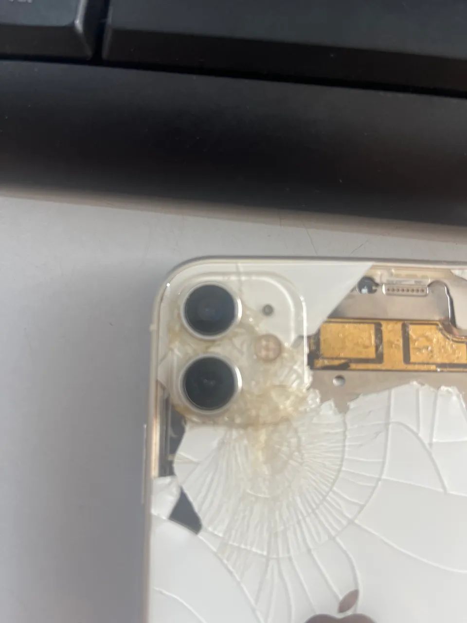 iPhone 11  - Foto 5