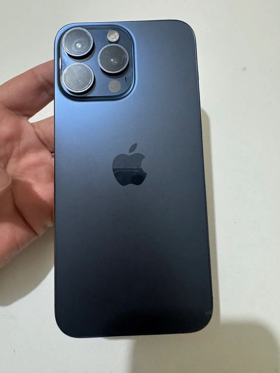 Carcaça iPhone 15 pro Max 