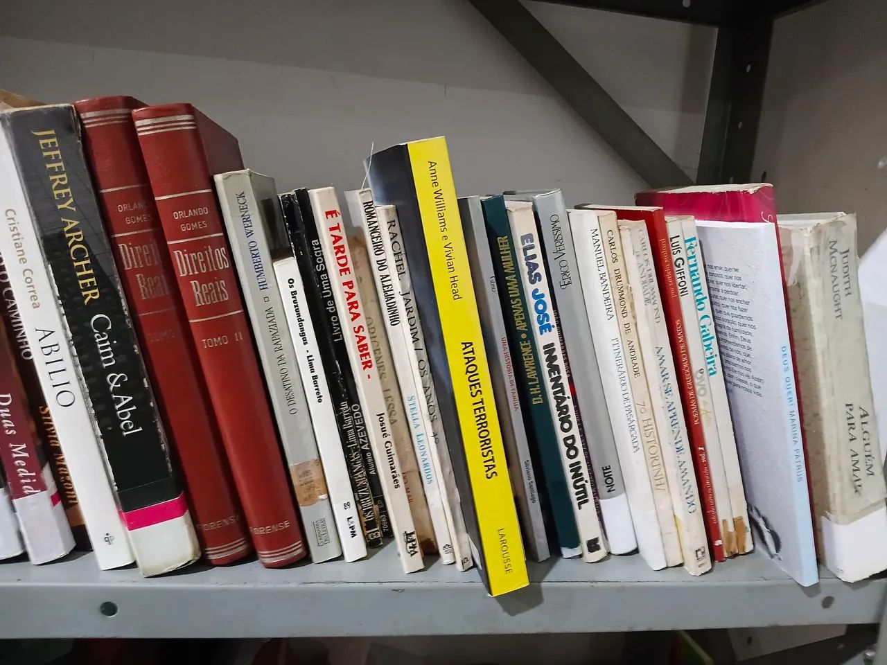 Livros - Foto 2