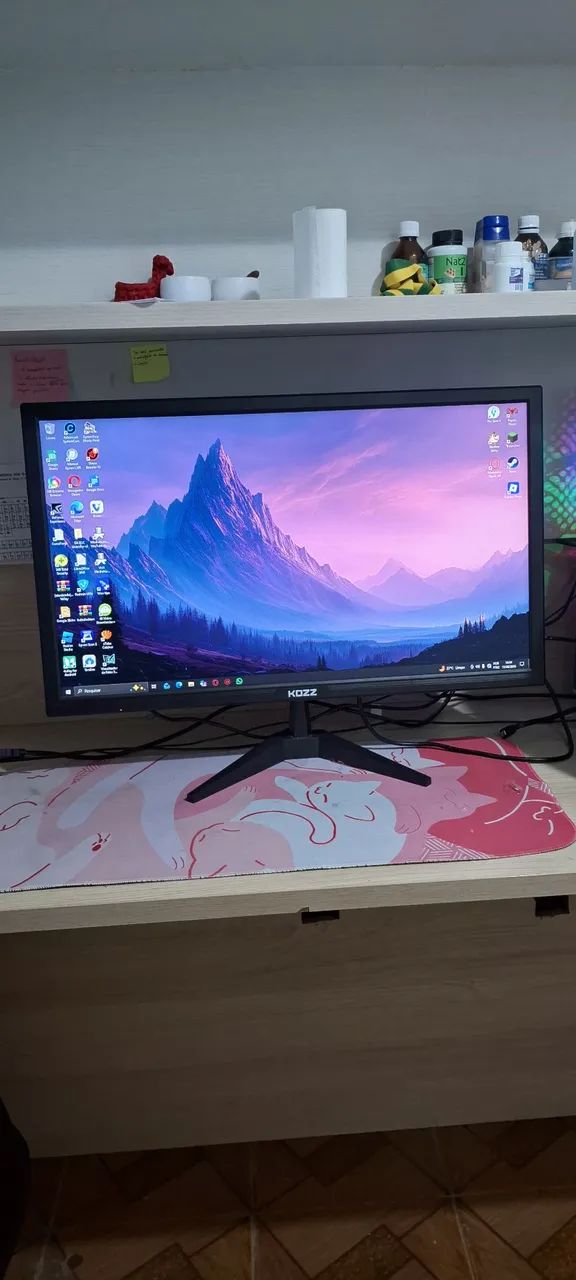 Monitor LED 27 POLEGADAS KOZZ (Excelente Estado)